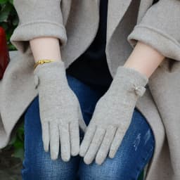 Fashion Elegant Female Wool Knit Embroidery Touch Screen Gloves Winter Women Warm Cashmere Full Finger Bow Dotted Gloves C21