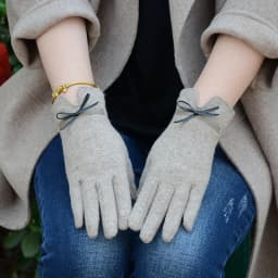 Fashion Elegant Female Wool Knit Embroidery Touch Screen Gloves Winter Women Warm Cashmere Full Finger Bow Dotted Gloves C21