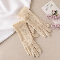 Women Mulberry Silk Sunscreen Touch Screen Sun Glove UV Protection Summer Thin Breathable Driving Flower Lace Sleep Mitten