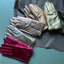 Patent Leather Glove Woman Genuine Leather Short Style Autumn Winter Warm Velvet Lining Leisure Driving Gloves
