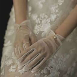 Women White Lace Mesh Gloves Vintage Pearl Wrist Gloves Wedding Bridal Gloves Lady Gown Mittens Party Dress Cosplay Accessories