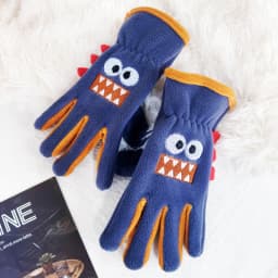 Children's warm gloves for boys, students and kids, suitable for winter cycling and outdoor activities. Fleece-lined and made of