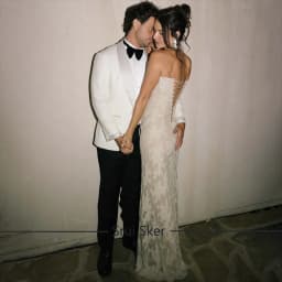 Luxury Lace Sheath Wedding Dress Charming Beaded Strapless Customize For Sophisticated Celebration Party Gown Robe De Mariée