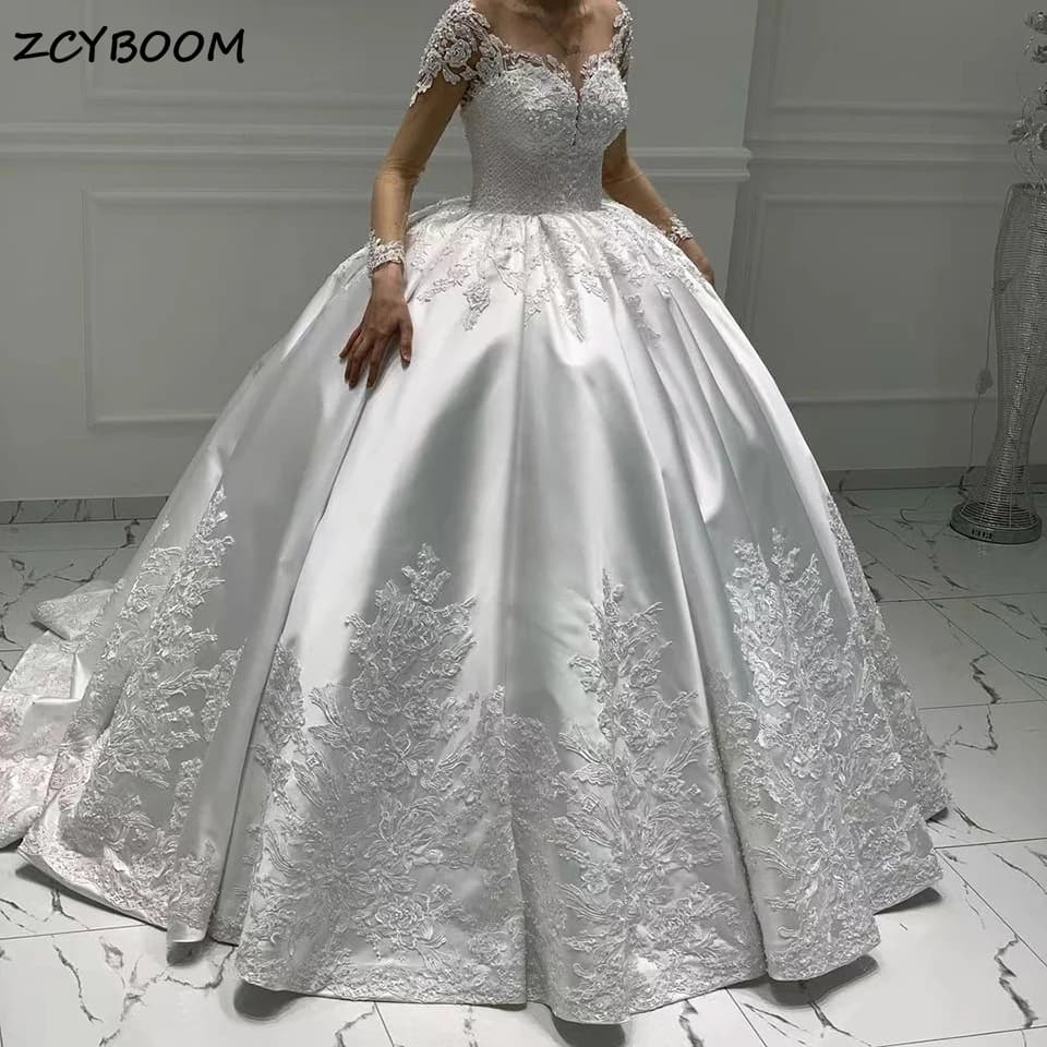 Customized Satin Ball Gown Long Sleeves Wedding Dress 2026 Princess Lace Appliques Pearl Beaded Bride Gown Vestido De Novia