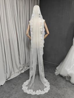 Customized Eyelash Lace Veil, 2m/2.5m/3m Wedding Veil with Comb, 1.5m Width Ivory Bridal Veil with Eyelash Lace