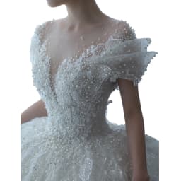 2026 New Luxury Wedding Dress The Shoulder V-neck Sexy Lace Applique Princess Wedding Gown With Pearls Vestido Noiva Customized