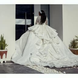 2026 Luxurious Arabic Style A Line Wedding Gowns Long Sleeves Plus Size Puffy Train Princess Sparkly Sequins Bridal Party Dress