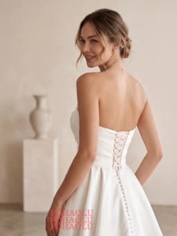Customized 2026 Vestidos De Novia Floor Length Sweetheart A-Line Long Tail Backless For Women Measures Charming Bridal Gowns