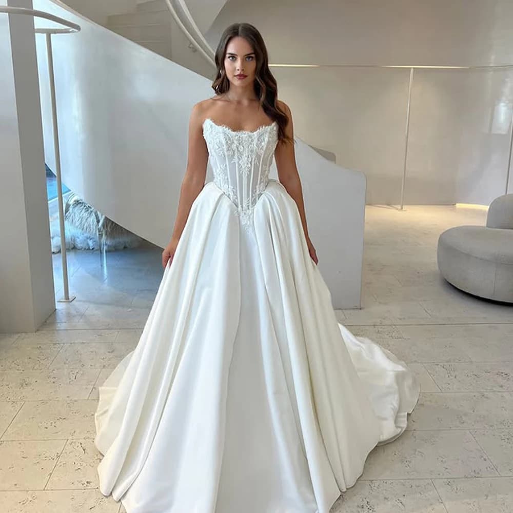 Luxurious Scoop Neckling Lace Bodice Satin A Line Wedding Dresses Custom Made Bridal Grown 2025 Rode De Morrie