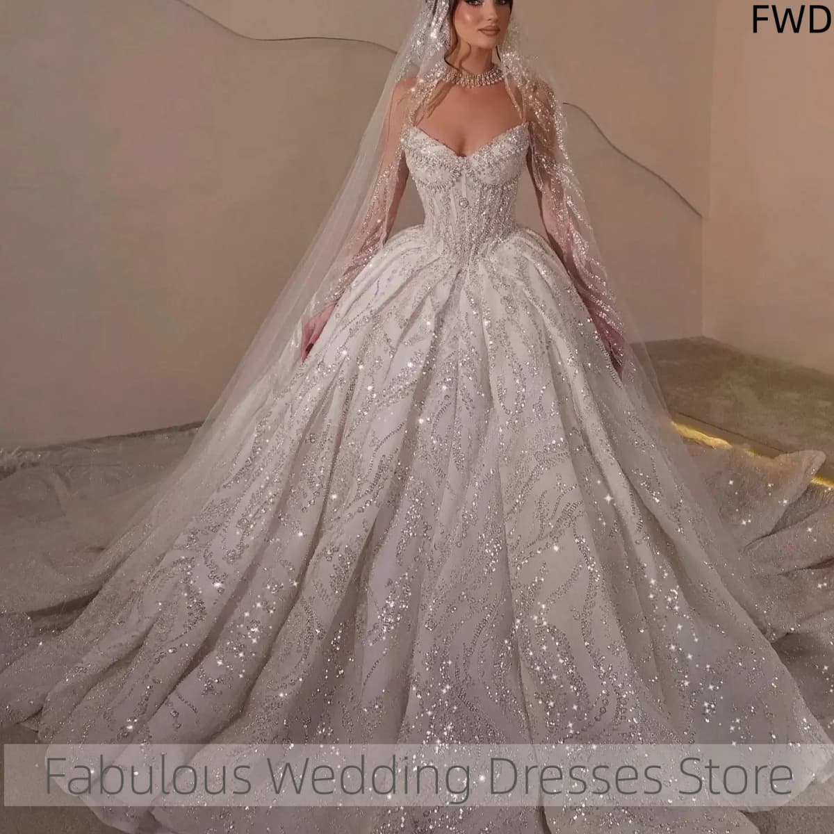 Customized Graceful Wedding Dresses Pearls Bridal Ball Gowns Strapless Sleeveless Bride Dress Robe De Mariée