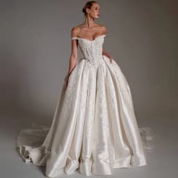 Off the Shoulder Strapless Wedding Dress Customized Classic A-Line Satin Vestido De Novia Luxury Appliques Pearls Robe de mariée