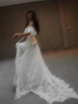 Tokyo Gothic Off Shoulder Lace Bohemian Wedding Dress Tiered Corset Bridal Gown Vintage Romantic Forest Beach Elopement Gowns