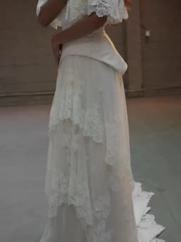Tokyo Gothic Off Shoulder Lace Bohemian Wedding Dress Tiered Corset Bridal Gown Vintage Romantic Forest Beach Elopement Gowns