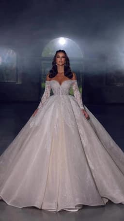 LelaAcra Ball Gown Wedding Dress 2026 Sweetheart Long Sleeve Satin Court Train Princess Bride SF65 Plus Size Vestido De Noiva