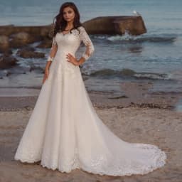 Long Wedding Dress Elegant Long Sleeves V Neck Lace Appliques A Line Tulle Sweep Train Bridal For Women Robe De Mariee Summer