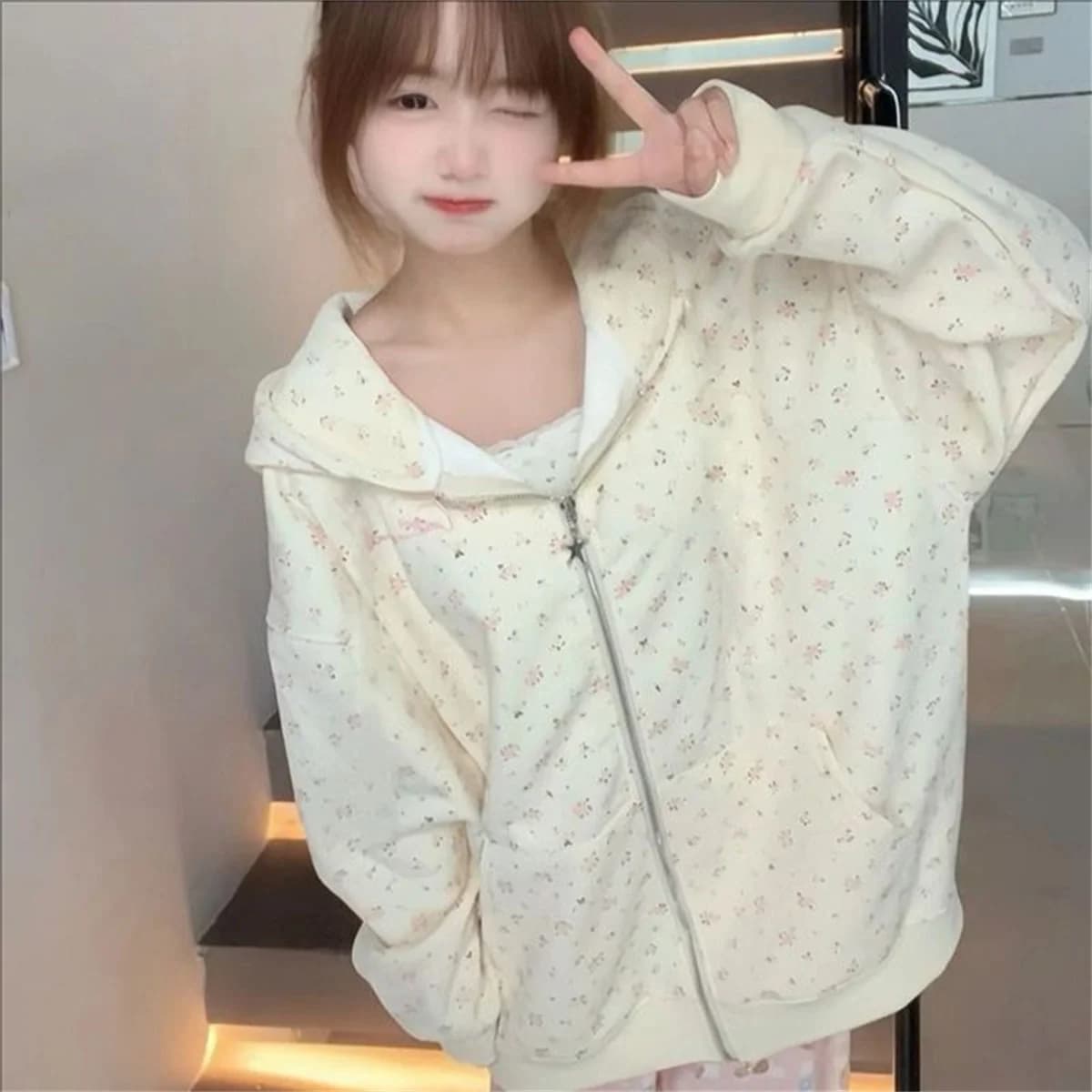2025 New Sweet Floral Prints Zipper Hooded Hoodie Spring And Autumn Dressing Up Collection Casual Fashion Trends Versatile