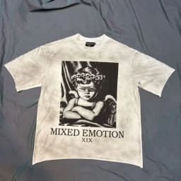 Mixed Emotion Street-Mounted Masked Angel Print Vintage Distressed Loose Short-Sleeved Men's and Women's T-Shirt