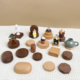 Wood Jewelry Display Stand Walnut Figure Doll Organizer, Handmade Mini Beech Figurines Blind Box Base Cosmetics Ring Holder