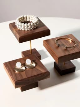Solid Wood Walnut Jewelry Display Stand Mini Desktop Riser Bracelet Watch Display Plate Cosmetics Rack Holder Doll Organizer