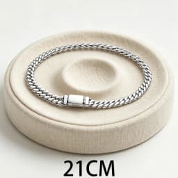 2026 New 925 Silver Women's Heart to Heart Star Weaving Classic Cuban Logo Bracelet Display Tool DIY Exquisite Charm Jewelry