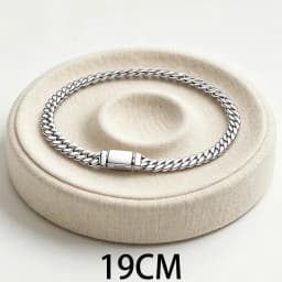 2026 New 925 Silver Women's Heart to Heart Star Weaving Classic Cuban Logo Bracelet Display Tool DIY Exquisite Charm Jewelry
