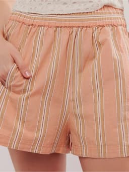 Summer Striped Beach Casual Shorts Women Elastic High Waist Loose Short Pants Pockets Lady Fashion Streetwear Shorts For Girls
