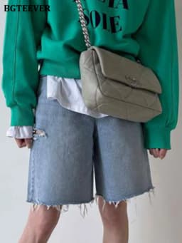 BGTEEVER Spring Summer Loose Ripped Holes Ladies Wide Leg Jeans Shorts High Waist Pockets Straight Women Denim Shorts 2022