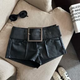 New 2026 Fashion Design Wide Belt PU Leather Shorts Women's Casual Booty Shorts