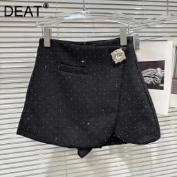 DEAT 2026 Autumn New Fashion Rhinestone Diagonal Hem Shorts Skirts For Women Elegant Versatile A-line Short Pant Female 11A05878