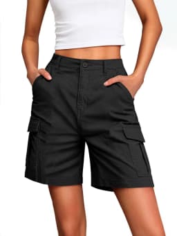 Women's Sporty Mid Waist Knee Length Shorts with 3D Pocket Contrast Panel Solid Color Casual Summer Bottoms for Outdoor Wear