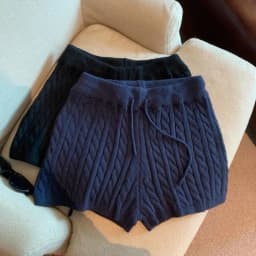 Japanese Women's Cable Knitted Shorts Autumn Winter Elastic Waist Straight Leg Short Pants Woman Soft Cozy Solid Color Shorts