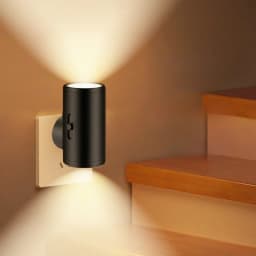Night Lights Plug Into Wall Dimmable LED Night Lamp Automatic Bedside Lamp with Auto Light Sensor for Bathroom Hallway Decor