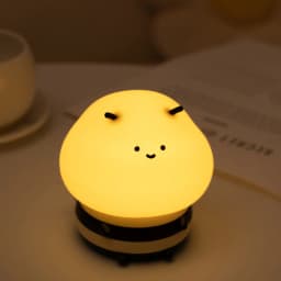 LED Night Lights Bee Creative Bedside Room Decoration Atmosphere LED Light Desk Lamp Nightlight for Kids Christmas Birthday Gift