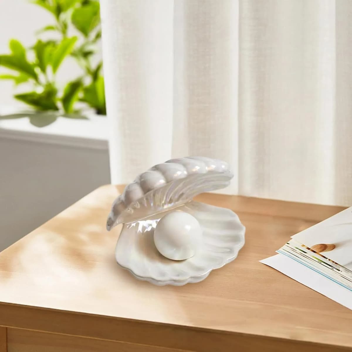 Shell-Shaped Small Night Light, Dorm Gift for Birthday, for Female Friends or Besties, Bedroom Bedside Decoration Lamp