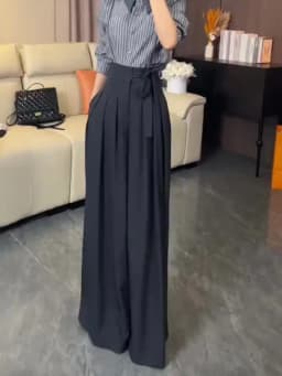 Korean Royal Sister Style Gray Suit Pants Women's 2025 New High Waist Drape Strap Design Wide Leg Trousers