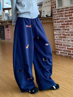 Aoaiiys Grey Loose Pants Women's Sausage Dog Embroidered High Street Trousers 2026 Summer New Drawstring Straight Sweatpants