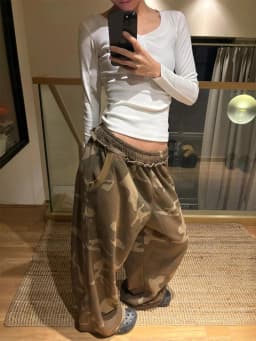 Hip Hop Y2k Women Pants Army Green Camouflage Loose Sweatpants Stylish Street Straight Leg Sweatpants Harajuku Retro Streetwear