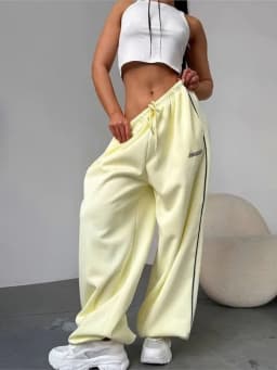 Women's Wide Leg Sportswear Pants Striped High Waist Casual Trousers Comfortable Straight Cut Pants for Daily Wear
