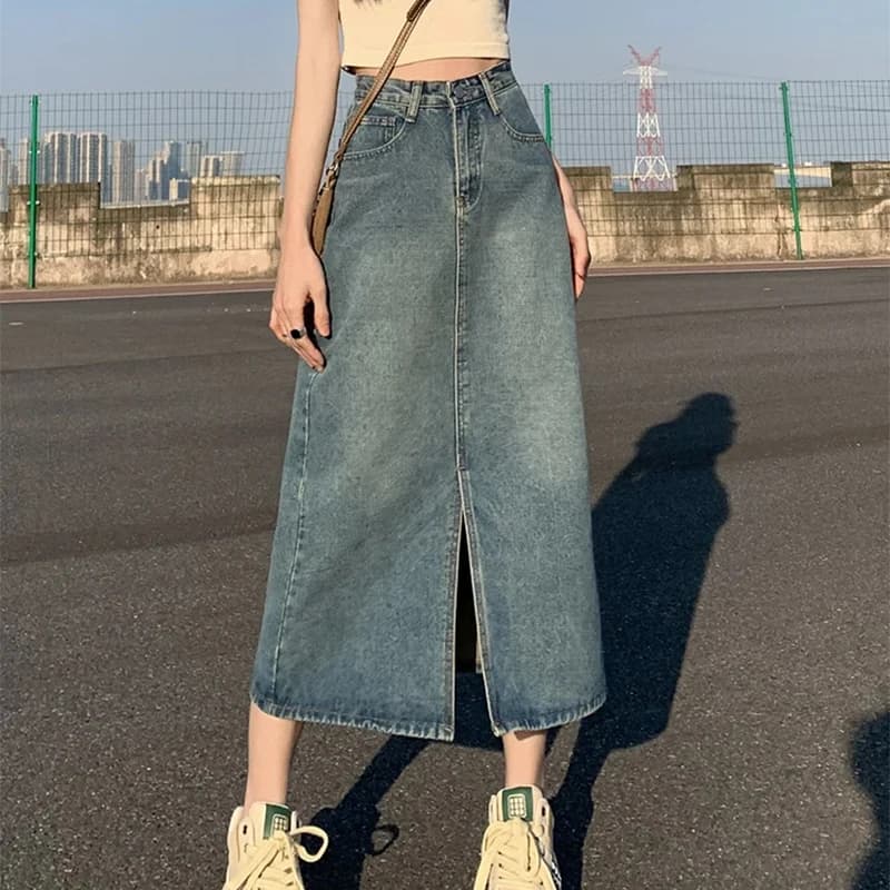 Women's High-Waist Slit Denim Skirt Retro Washed A-Line Hip-Covering Straight Long Skirt for Casual Comfortable Fit