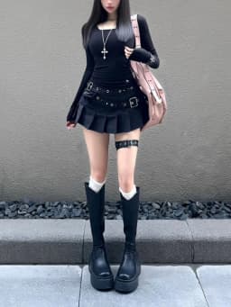 Black High Street Gothic Rivet Mini Skirt Woman Y2K Style Korean Fashion Aesthetic Skirts Elegant Retro A-line Denim Outfit 2025