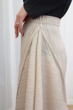 Miyake Pleated Loose Irregular Skirt Wome2025 Summer Autumn New High Waist Korean Fashion Women Aesthetic Designer Clothes