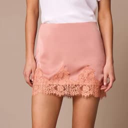 Y2k Half Slips for Under Dress Elegant Fashion Bodycon Skirt Women Silk Satin Pencil Skirt Lace Trim Low Rise Underskirts