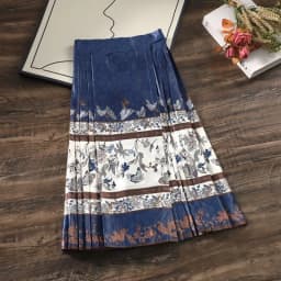 Chinese Style Dark Green Pleated Mamianqun for Women Traditional Hanfu Skirt with Landscape Floral Brocade Elegant Slim Skirt