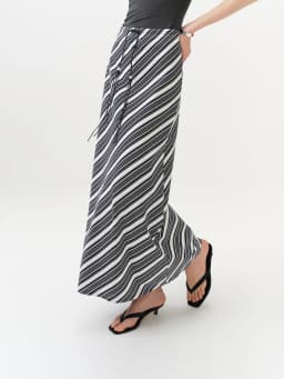 FSLE Vintage Striped Maxi Skirt For Women 2026 Summer New H - Line Straight Resort Style Casual Loose Long Skirt for Vacation