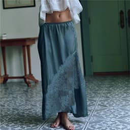 Womens Satin Lace Maxi Skirt Y2k Boho Vintage Lace Trim Low Waist Long Skirt Summer Silky Half Slip Asymmetrical Midi Skirts