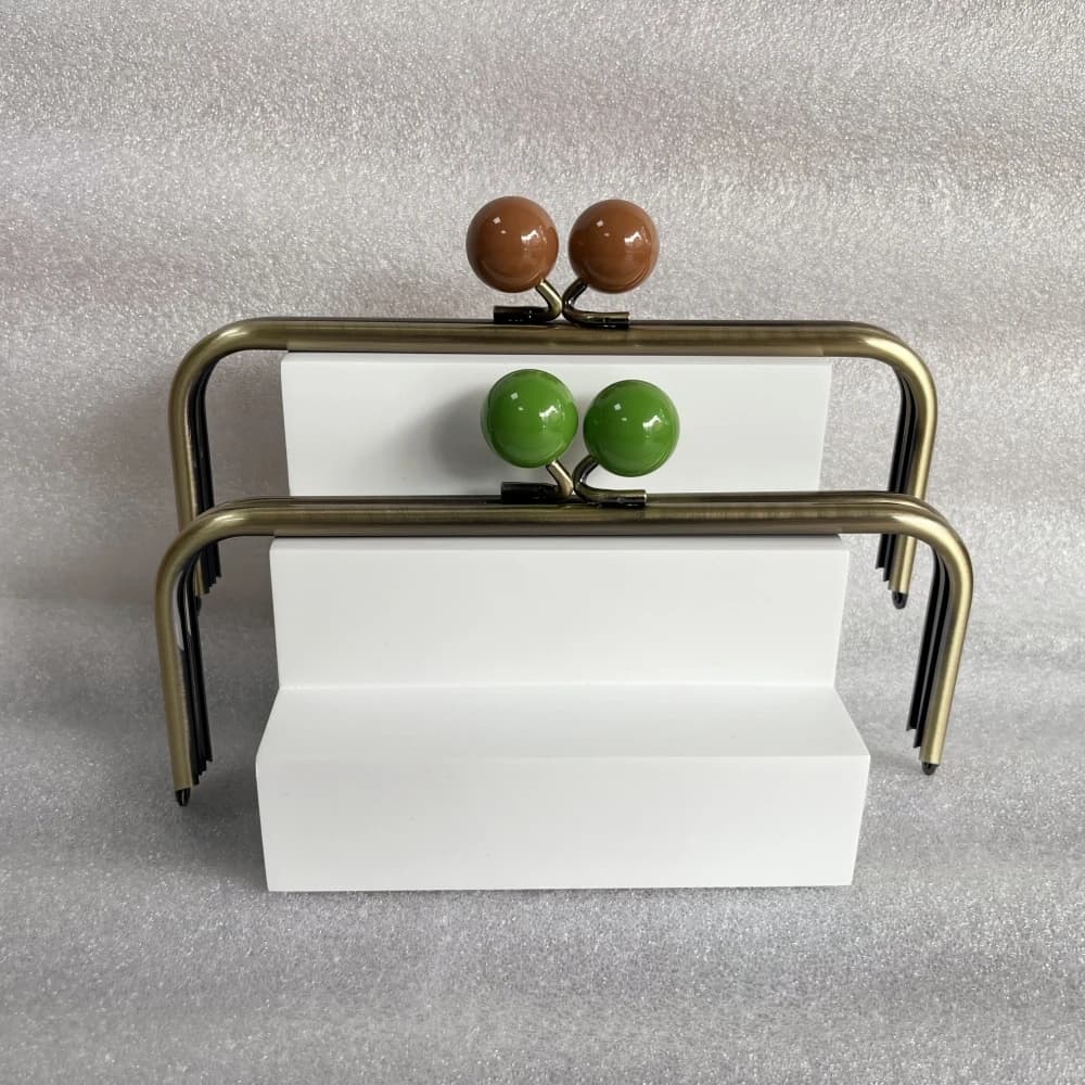 22 Or 24cm Kiss Lock Antique Bronze Big Ball Claps Metal Purse Frame Wholesale Bag Accessories Wallet Parts Plastic Candy Color