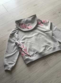 Y2K Retro Loose Sakura Embroidered Hoodie Unisex Pink Quarter-Button Sweatshirt Harajuku Style Hip-Hop Pattern Streetwear