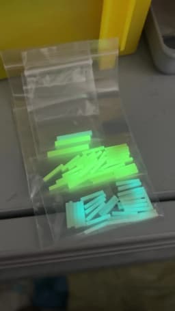High-brightness Resin Luminous Rod 2*12mm Fingertip Gyroscope Accessory Knife Umbrella Rope Decoration long-lasting luminous