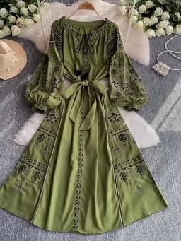 Bohemian Retro Ethnic Style Dress Women's New Spring Autumn Embroidered Lace Up Lantern Sleeves Waist Cinching Long Dress A155