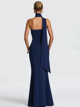 Mozision Off-shoulder Strapless Sexy Maxi Dress Women Gown Scarf Collar Sleeveless Backless Bodycon Club Party Evening Dresses